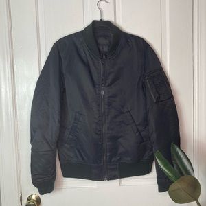NWOT UNIQLO Water resistant Bomber